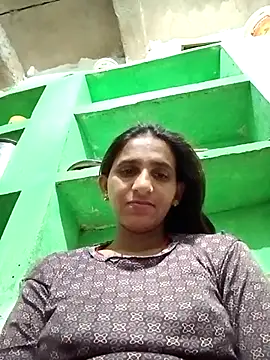 Snapshot of Baby__Shreya chatting on 04-25-26, 09:01 Baby Shreya online show from 04-25-26, 09:01