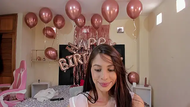 shanakendal2 online show from 02-07-25, 06:45