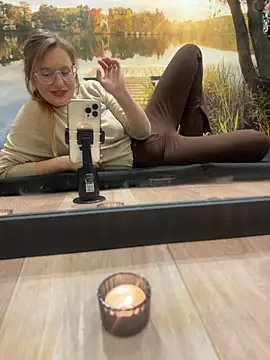 Vanilladreams online show from 02-18-26, 05:42