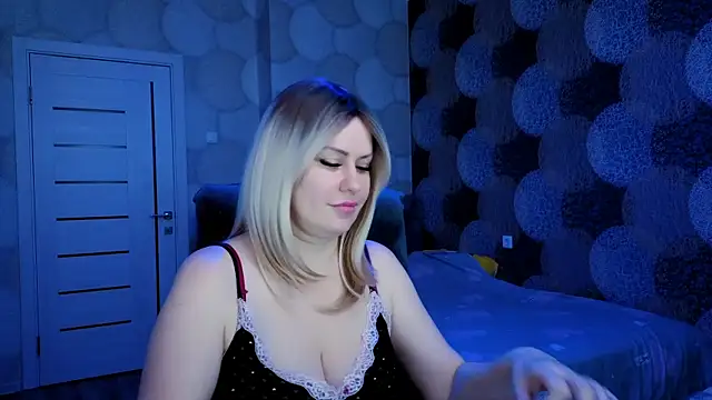 natusik online show from 12-22-24, 03:44