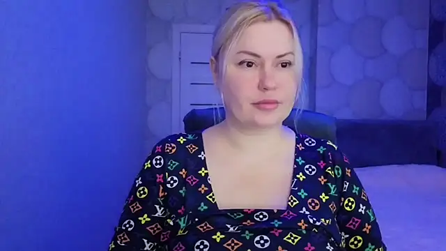 Snapshot of natusik chatting on 02-07-26, 08:34 natusik online show from 02-07-26, 08:34