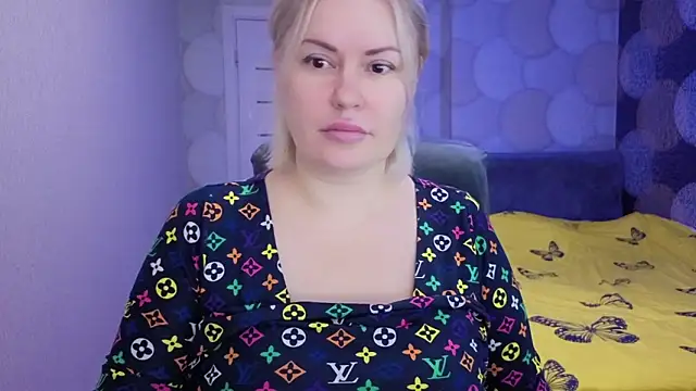 Snapshot of natusik chatting on 03-15-26, 12:49 natusik online show from 03-15-26, 12:49