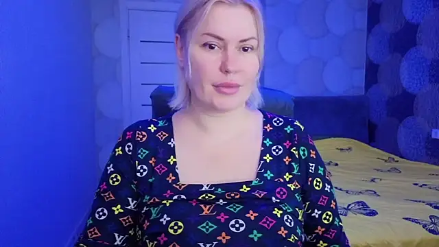 Snapshot of natusik chatting on 03-23-26, 12:58 natusik online show from 03-23-26, 12:58