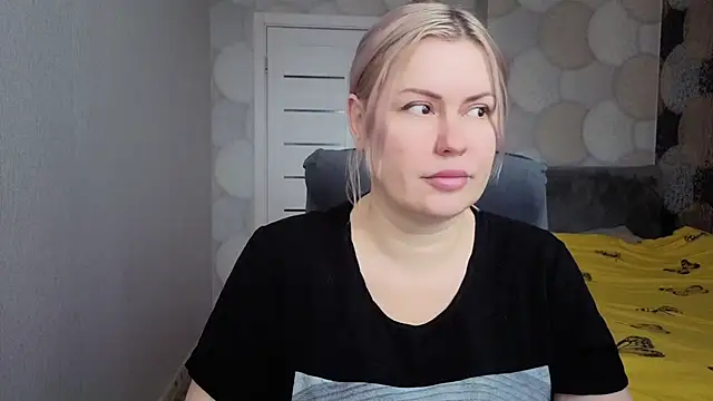 Snapshot of natusik chatting on 04-15-26, 05:25 natusik online show from 04-15-26, 05:25