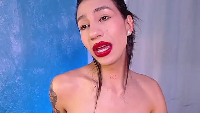 sofiaa grey  online show from 01-17-25, 05:51