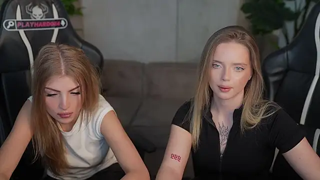 Snapshot of Cassy-Celestial_ chatting on 06-03-26, 11:02 Cassy-Celestial online show from 06-03-26, 11:02