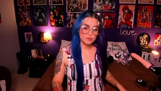 anne cross online show from 12-12-24, 02:48