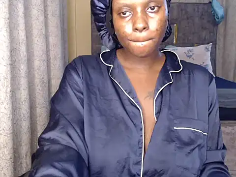 Snapshot of Booby_savage chatting on 06-18-26, 04:00 Booby savage online show from 06-18-26, 04:00