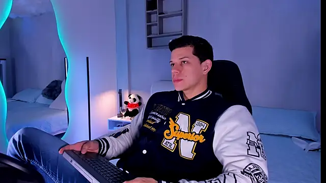 MarcoSullivan online show from 11-28-25, 02:09