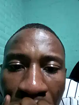 HandsomeBuoyy21 online show from 03-12-26, 10:49