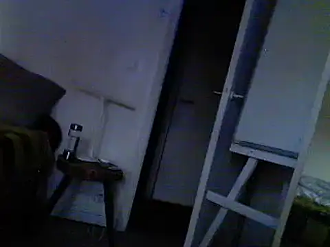 Snapshot of oopsxx chatting on 02-08-25, 04:04 oopsxx online show from 02-08-25, 04:04