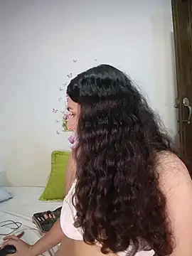 Snapshot of selem_hadid chatting on 01-08-26, 08:33 selem hadid online show from 01-08-26, 08:33