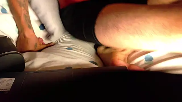 Snapshot of tom_thick chatting on 10-01-25, 05:02 tom thick online show from 10-01-25, 05:02