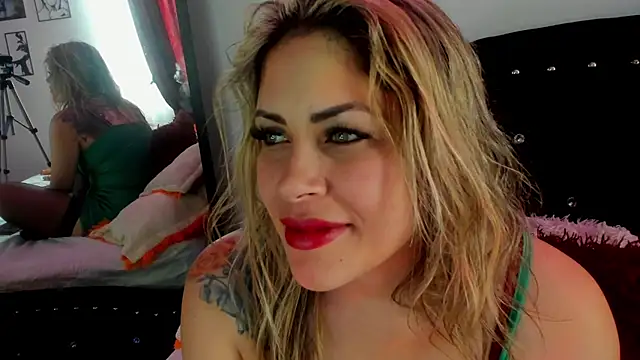 Natalia Montoya online show from 02-11-25, 04:56