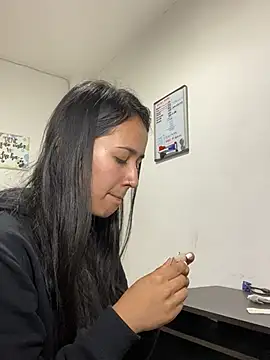 AnithaFigueroa1 online show from 01-25-25, 01:21