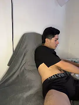 robin model online show from 03-18-25, 10:26