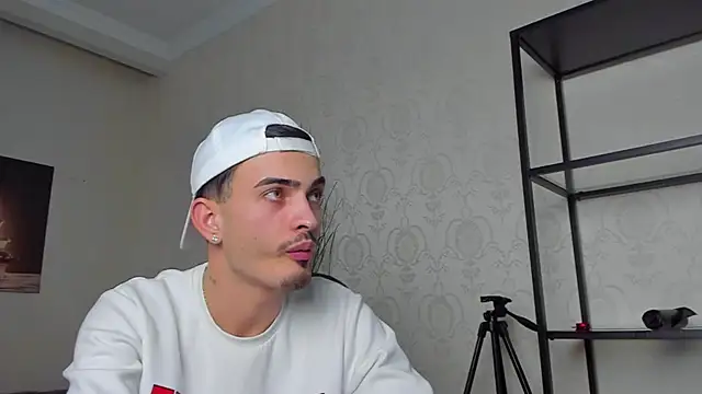 BrandonTate online show from 12-18-24, 03:22