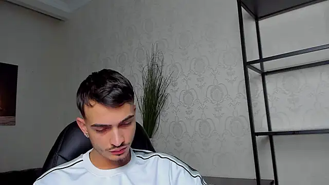 BrandonTate online show from 01-10-25, 03:48