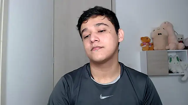 kaiine190 online show from 10-16-25, 08:43