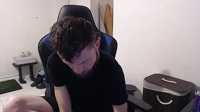 Snapshot of Talenjames4 chatting on 11-10-25, 09:47 Talenjames4 online show from 11-10-25, 09:47