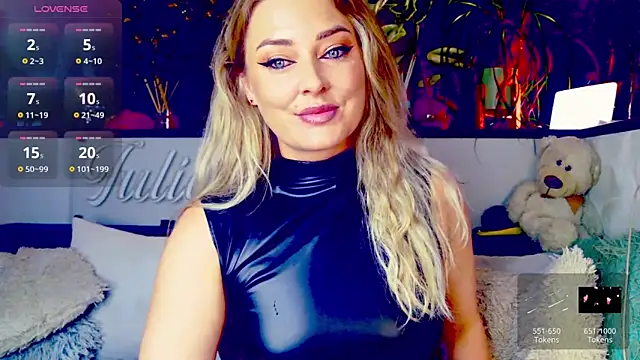  JuliaSpace  online show from 09-15-25, 04:29