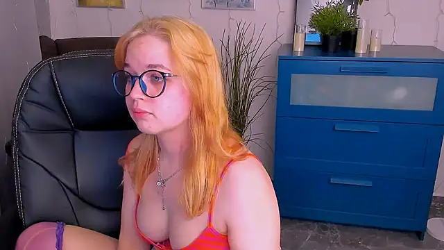 AlicePopsy online show from 01-24-25, 06:35