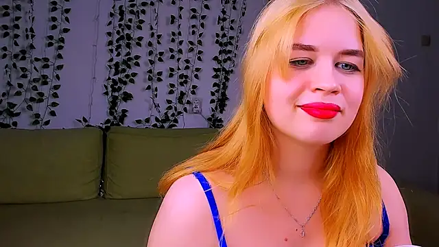 AlicePopsy online show from 02-18-25, 06:04