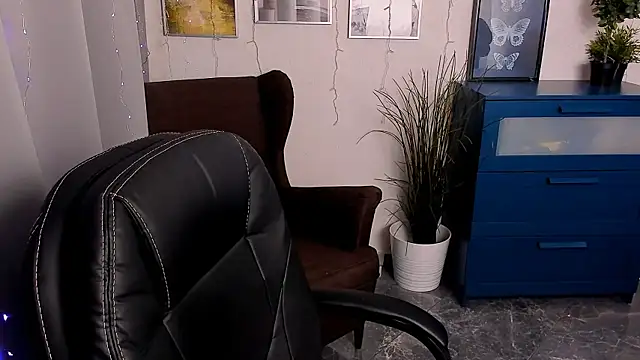 AlicePopsy online show from 03-02-25, 06:51