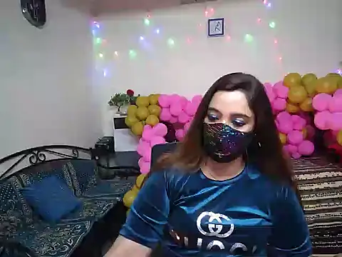 Arushisingh8888 online show from 12-25-24, 12:47