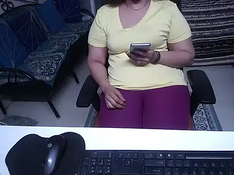 Arushisingh8888 online show from 01-28-25, 09:19