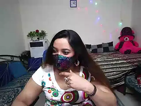 Arushisingh8888 online show from 02-15-25, 08:44