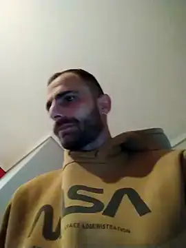 Snapshot of Antonio_Vatooo chatting on 12-28-24, 07:01 Antonio Vatooo online show from 12-28-24, 07:01