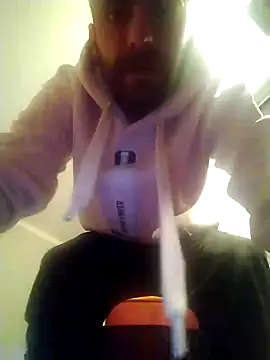 Snapshot of Antonio_Vatooo chatting on 01-20-25, 08:50 Antonio Vatooo online show from 01-20-25, 08:50
