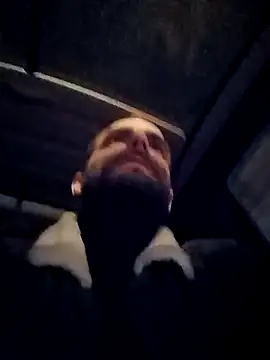 Snapshot of Antonio_Vatooo chatting on 02-11-25, 04:01 Antonio Vatooo online show from 02-11-25, 04:01