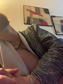 Antonio Vatooo online show from 11-10-25, 02:32