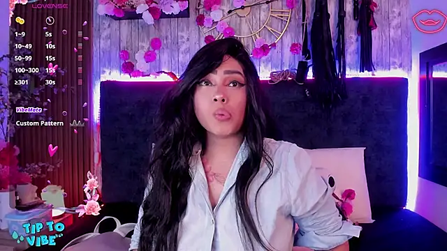 Neko Misaki online show from 11-20-25, 02:28