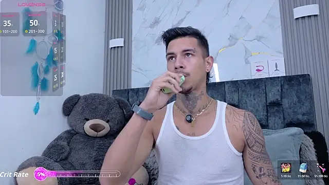 JAYCOB00 online show from 02-01-26, 05:22