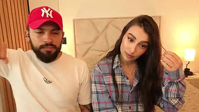 teseo and afroditha  online show from 10-18-25, 03:53