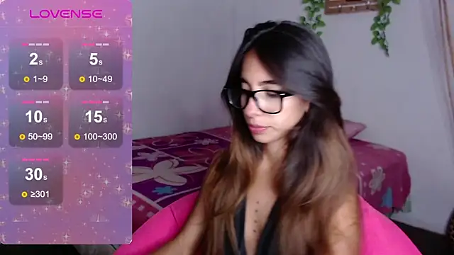 Snapshot of MitchWilson1 chatting on 02-21-25, 11:21 MitchWilson1 online show from 02-21-25, 11:21