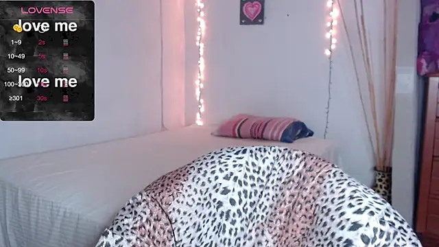 Snapshot of MitchWilson1 chatting on 09-13-25, 02:00 MitchWilson1 online show from 09-13-25, 02:00