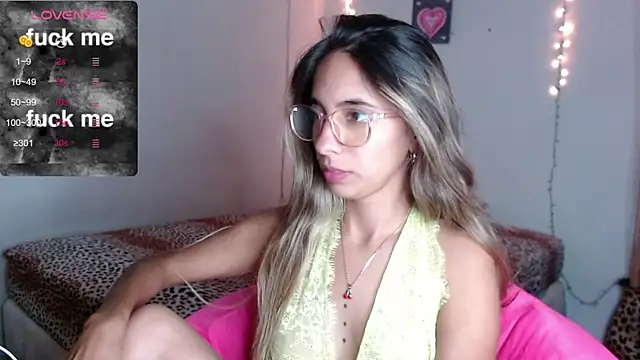 Snapshot of MitchWilson1 chatting on 10-29-25, 12:13 MitchWilson1 online show from 10-29-25, 12:13