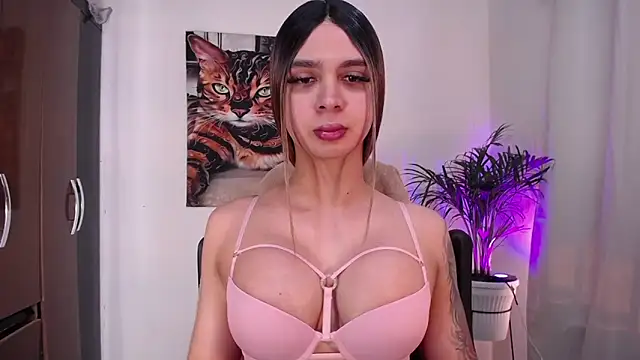 Exotic  XXX online show from 10-05-25, 09:13