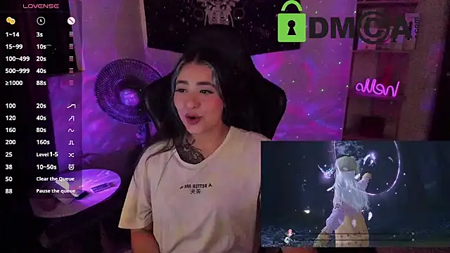 sweetcoralinee online show from 02-25-25, 12:47