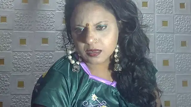 Sexy komolika online show from 03-18-25, 05:21