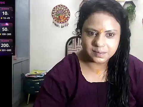 Snapshot of Sexy_komolika chatting on 06-19-26, 03:22 Sexy komolika online show from 06-19-26, 03:22
