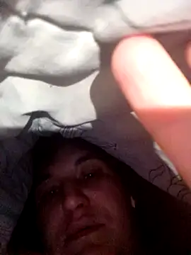 Snapshot of BlackVBarbie chatting on 03-05-25, 01:39 BlackVBarbie online show from 03-05-25, 01:39