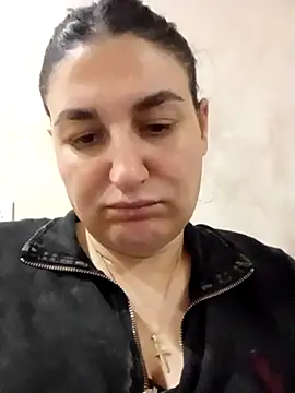 Snapshot of BlackVBarbie chatting on 11-11-25, 04:29 BlackVBarbie online show from 11-11-25, 04:29