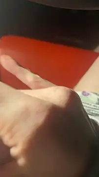 Flouflolutin online show from 01-15-26, 03:27