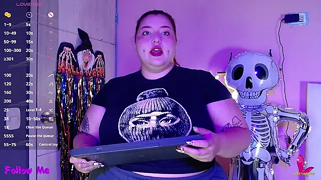 HECATE 23 online show from 10-22-25, 01:22