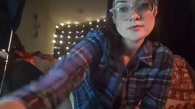 EyaDivine1 online show from 12-29-24, 09:41